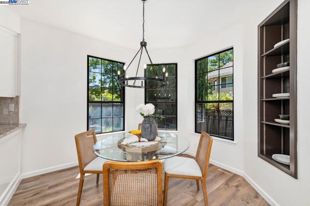 942 Finovino Ct, Pleasanton CA: https://media.crmls.org/mediaz/466d50d9-5d08-47fd-8a1b-1c6b16a812da.jpg