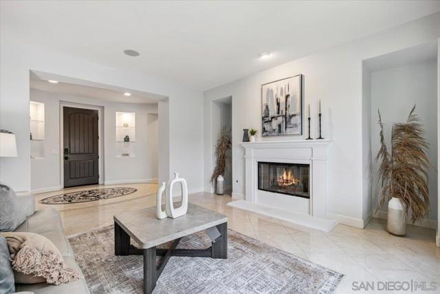 6839 Helenite Pl, Carlsbad CA: https://media.crmls.org/mediaz/466db339-b024-4830-bd12-046982c13f28.jpg