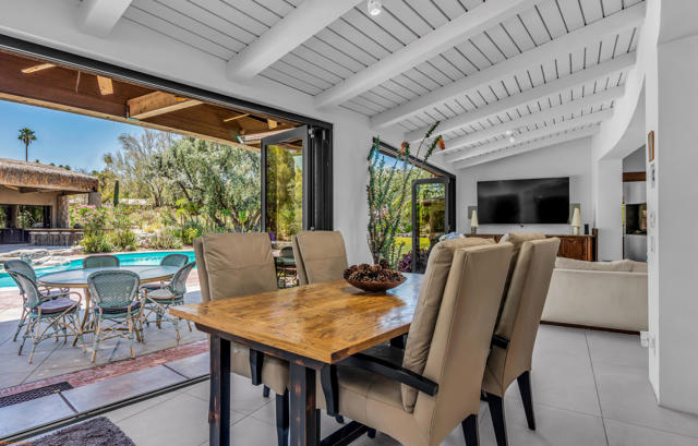 73297 Grapevine Street, Palm Desert CA: https://media.crmls.org/mediaz/466dde61-04f4-4b8b-9eb1-4419ea5c861a.jpg