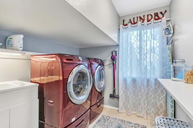 1817 Sunny Slope Terrace, Escondido CA: https://media.crmls.org/mediaz/466e7b7b-294b-41f9-975d-5589b9ddce84.jpg