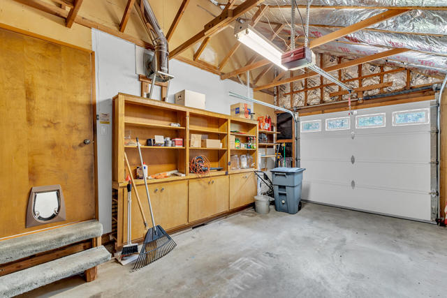 53200 Forest Lake Drive, Idyllwild CA: https://media.crmls.org/mediaz/466e9068-8cf8-42c1-92db-a5bfc97724dd.jpg