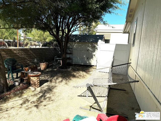 17640 Corkill Road, Desert Hot Springs CA: https://media.crmls.org/mediaz/466efa75-14e2-41ec-bc54-ac67810c2f98.jpg