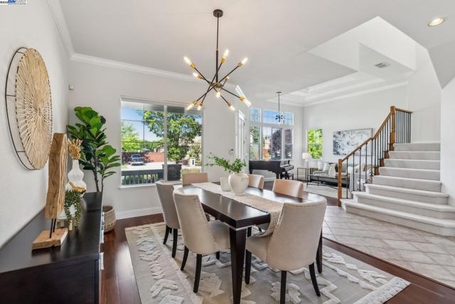 3879 Blackstone Ct, Castro Valley CA: https://media.crmls.org/mediaz/466f5287-bb49-47fd-856d-057762583fe3.jpg