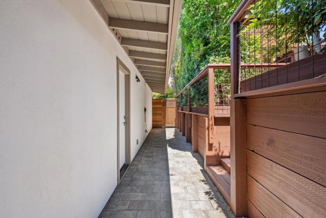 1 Millbrae Circle, Millbrae CA: https://media.crmls.org/mediaz/466fd511-ca25-4e72-99a1-071f4d87362a.jpg