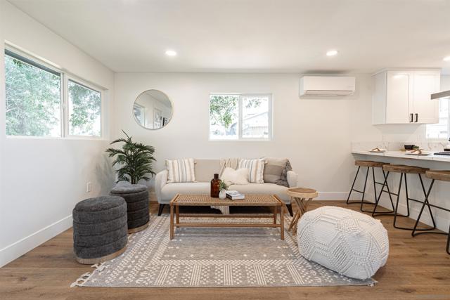 3008 C Ave, National City CA: https://media.crmls.org/mediaz/46707011-a636-494d-bc4a-1263cead9e30.jpg