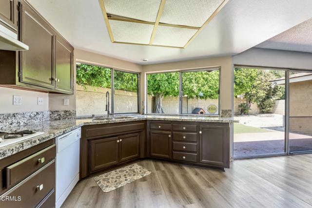 Detail Gallery Image 12 of 33 For 1313 Marcella Ln, Santa Ana,  CA 92706 - 4 Beds | 2 Baths