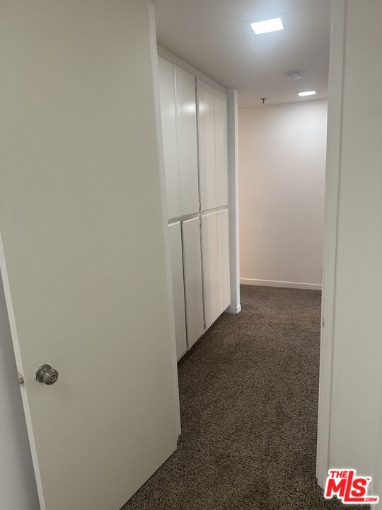 2122 Century Park Lane, Los Angeles CA: https://media.crmls.org/mediaz/4671bbb3-aabd-4091-883f-338fa3f3781a.jpg