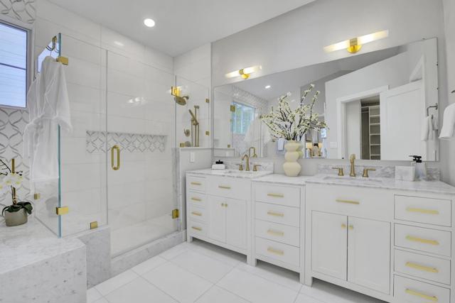 998 Governors Bay Drive, Redwood City CA: https://media.crmls.org/mediaz/46724c08-eda1-467e-a95c-280d2a83c1ee.jpg