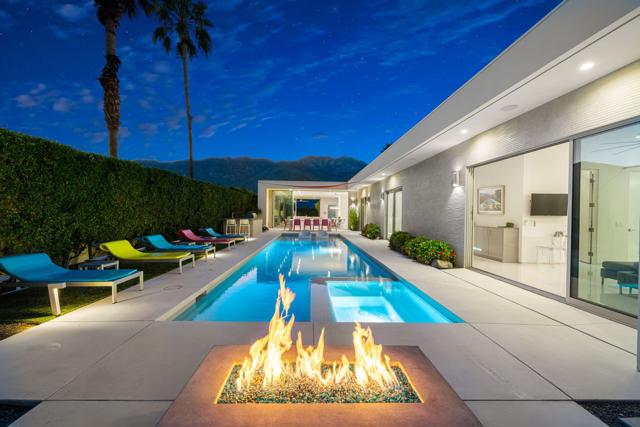 1940 S Barona Road, Palm Springs, CA 92264