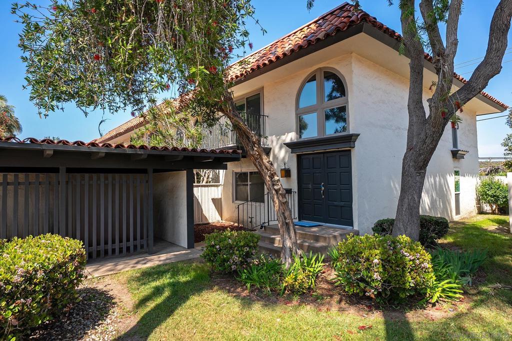 4242 Loma Riviera