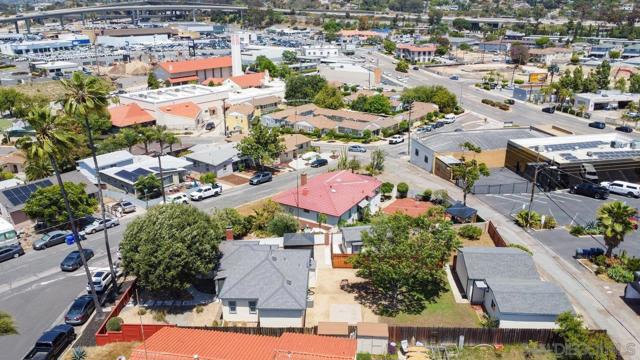 8787 Washington Avenue, La Mesa CA: https://media.crmls.org/mediaz/46756a41-dd67-4c78-b131-49cf90621b8b.jpg