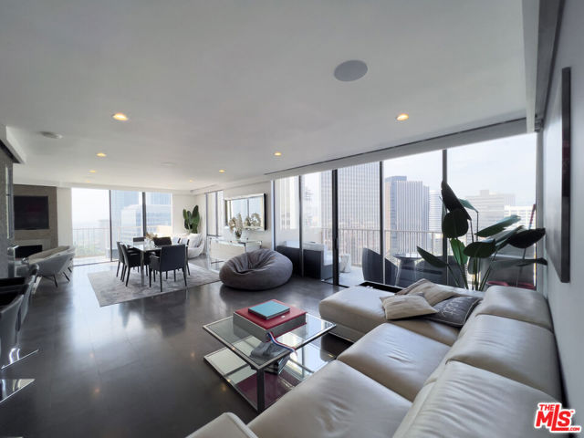 2160 Century Park East, Los Angeles CA: https://media.crmls.org/mediaz/4676a366-6527-4b2f-8775-8289fb51c5c3.jpg