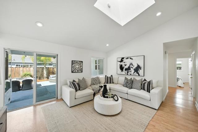 552 Bluefield Drive, San Jose CA: https://media.crmls.org/mediaz/4677101b-999f-42d8-8a14-9d0891e3a9c1.jpg