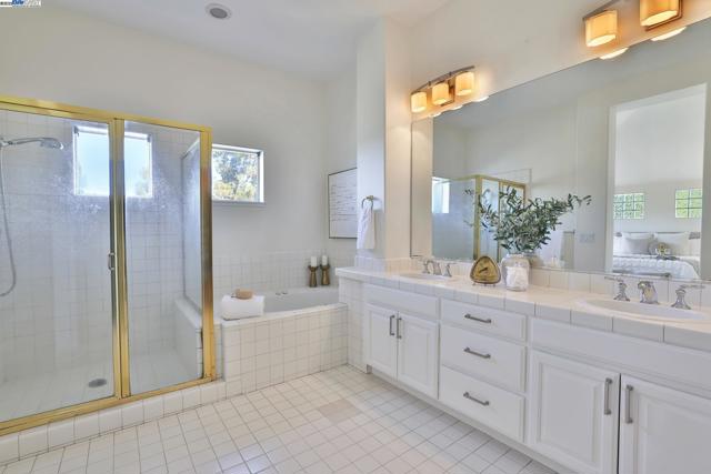 11030 Via Sorrento, Cupertino CA: https://media.crmls.org/mediaz/4677c548-7477-430c-bd90-6bf2d49b01e8.jpg