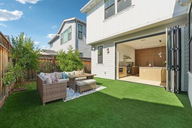 709 Vinemaple Terrace, Sunnyvale CA: https://media.crmls.org/mediaz/467813f8-c0e2-43b4-bebe-12d4ba858288.jpg