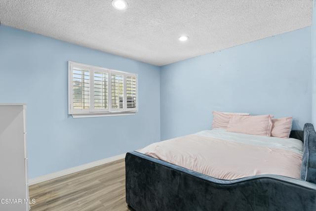 Image 6 of 13 For 17166 Midwood Drive