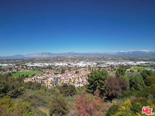 1995 Peaceful Hills Rd, Diamond Bar CA: https://media.crmls.org/mediaz/46784662-3039-4c58-b45e-e288c56fe9fc.jpg