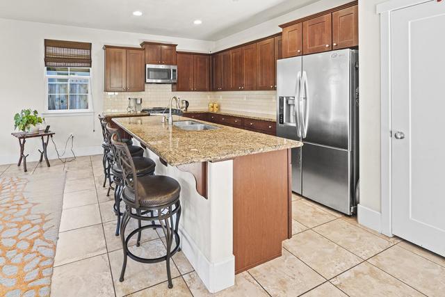 13326 Warren Avenue,  CA: https://media.crmls.org/mediaz/467866bc-6211-4e9f-a802-ec0b2cf0d540.jpg
