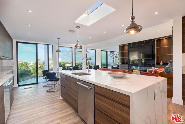 Drew Fenton | 920 Linda Flora Drive Los Angeles CA | MLS: 7630035