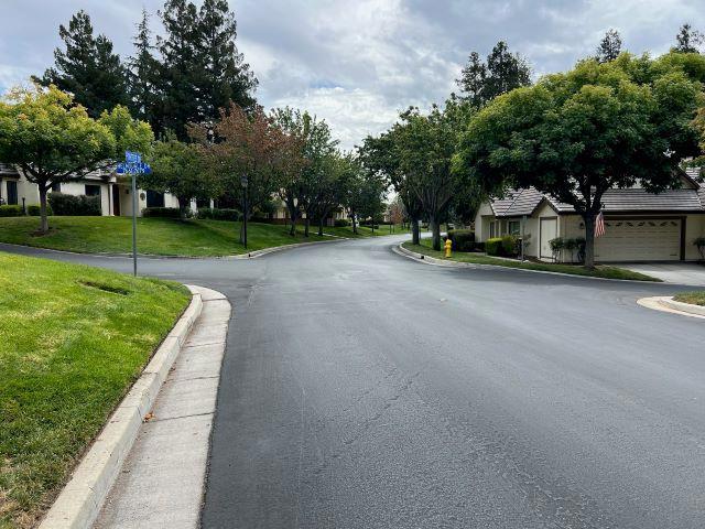 https://media.crmls.org/mediaz/4678abe9-0bcd-4551-891f-3aa9597dd35d.jpg?preset=X-Large