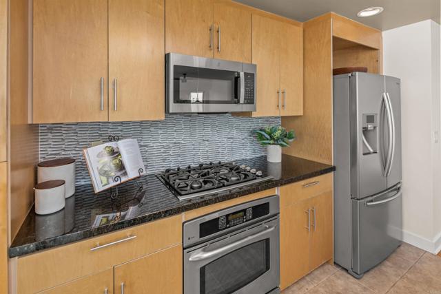 Detail Gallery Image 14 of 56 For 3812 Park Bld #414,  San Diego,  CA 92103 - 2 Beds | 2 Baths