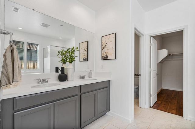 20 Hospital Road, Hollister CA: https://media.crmls.org/mediaz/467b5792-f856-4196-9bde-385e58ef25e6.jpg