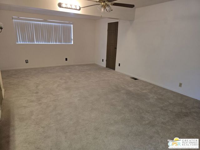 274 Encino Drive, Palm Springs CA: https://media.crmls.org/mediaz/467cc0c1-3552-4105-9a5e-d4b55c46a089.jpg