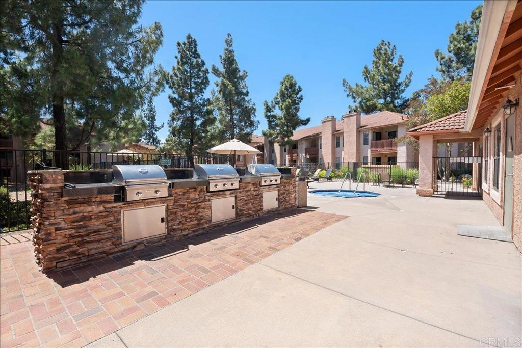 12075 Alta Carmel Court - photo 19