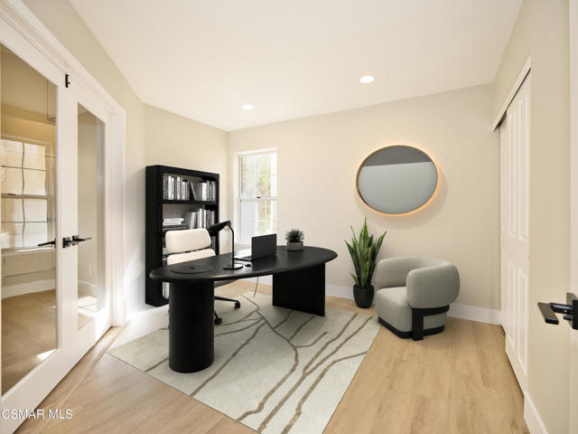 2461 Kirsten Lee Drive, Westlake Village CA: https://media.crmls.org/mediaz/467ea073-ad6c-4ed2-b976-02737ac75f11.jpg