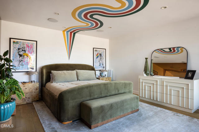 Detail Gallery Image 17 of 33 For 14593 Deervale Pl, Sherman Oaks,  CA 91403 - 4 Beds | 4 Baths