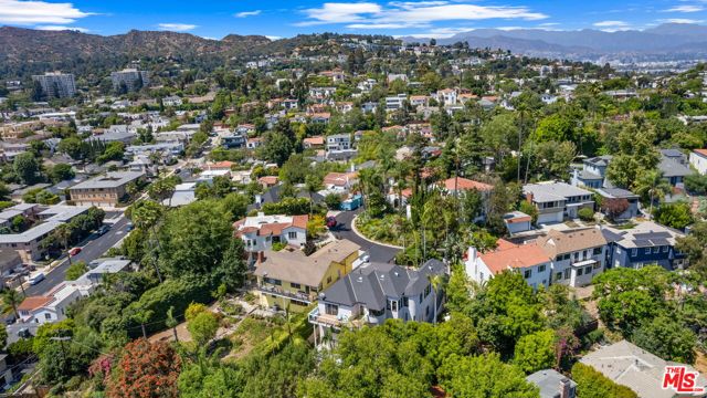 4189 Holly Knoll Drive, Los Angeles, California 90027, 4 Bedrooms Bedrooms, ,3 BathroomsBathrooms,Single Family Residence,For Sale,Holly Knoll,24416443