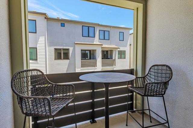 2878 Josephine Lane, Palo Alto CA: https://media.crmls.org/mediaz/46800fdb-0401-4196-a88e-95532cf703e7.jpg