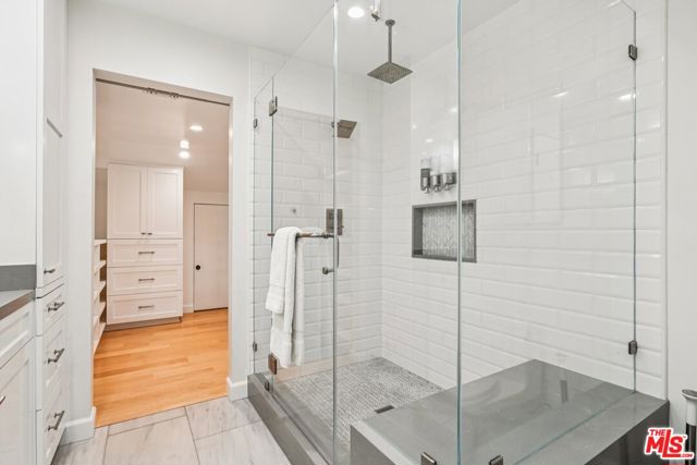 240 Oakhurst Lane, Arcadia CA: https://media.crmls.org/mediaz/468012b6-2be9-43be-ba83-e3baea1f90a5.jpg