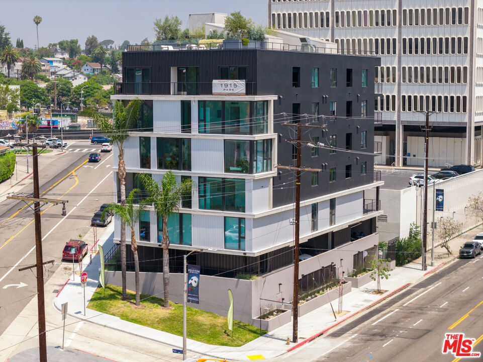 MLS #26873437 image #61