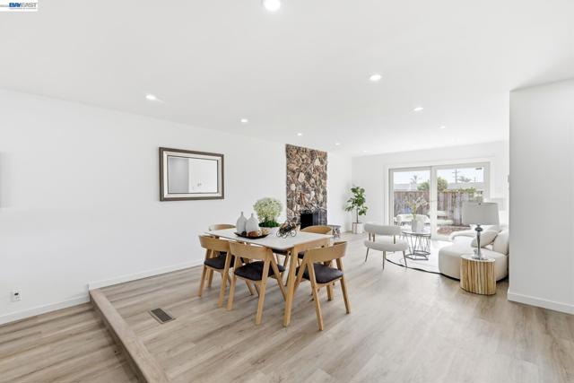 Image 24 of 51 For 1326 Vining Dr