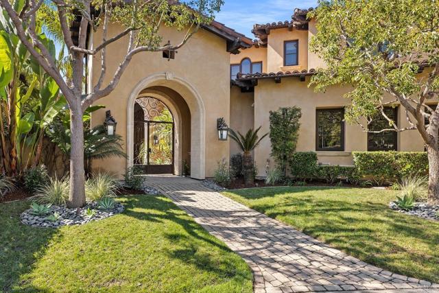 5015 Rancho Quinta Bend, San Diego CA: https://media.crmls.org/mediaz/4681c91b-9b59-4491-bebd-50217b599cc3.jpg