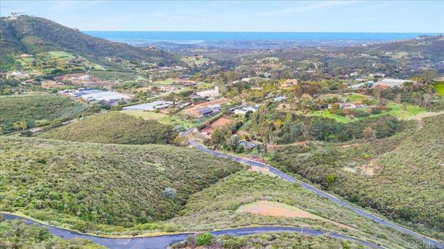 Detail Gallery Image 22 of 30 For 20545 Aguilera Ln, Escondido,  CA 92029 - – Beds | – Baths