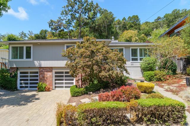 225 N Almenar Drive,  CA: https://media.crmls.org/mediaz/46836ee7-605e-4594-bdf9-6f93b67d15e2.jpg