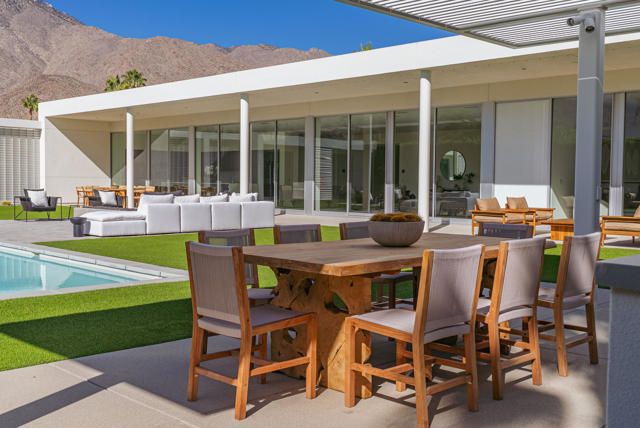 3088 Linea Terrace, Palm Springs CA: https://media.crmls.org/mediaz/468479f6-8b6c-4da6-b54d-9d1e275eb3e4.jpg