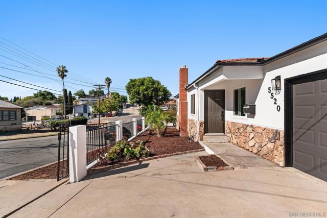 5520 Albemarle St, San Diego CA: https://media.crmls.org/mediaz/4684aab5-75a3-4104-a764-62f7f3d668c2.jpg