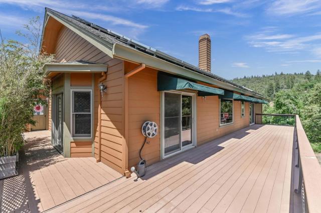 18757 Sunrise Way, Tuolumne CA: https://media.crmls.org/mediaz/4686ffd5-6e3e-43d5-a45a-cd271f8cef43.jpg