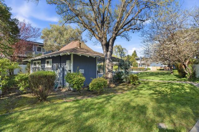 315 Carlos Avenue, Redwood City CA: https://media.crmls.org/mediaz/46893d06-93ad-406e-a85d-c9cea250abff.jpg