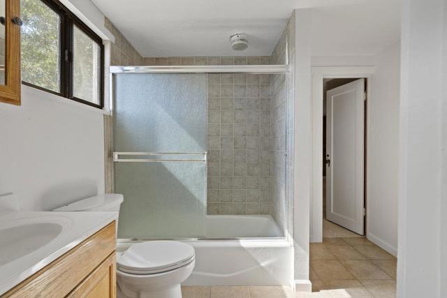 804 Comstock Road, Hollister CA: https://media.crmls.org/mediaz/46893dfd-f3f6-4c49-b30b-ac2354cdf8cd.jpg