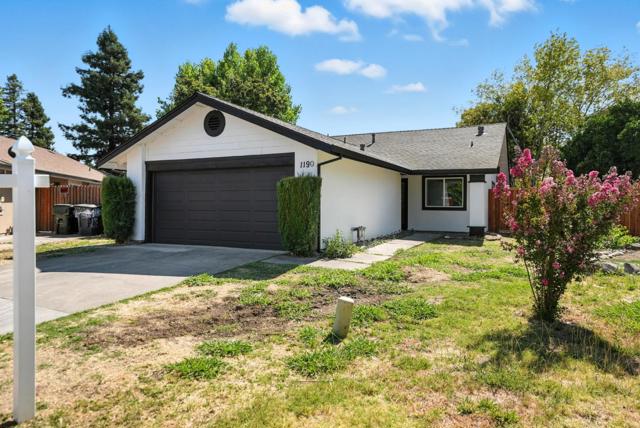 1190 Rio Norte Way, Sacramento CA: https://media.crmls.org/mediaz/46899ef2-53c2-442c-8734-0378f7abcb6c.jpg