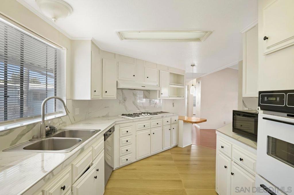 MLS #250034616SD image #13