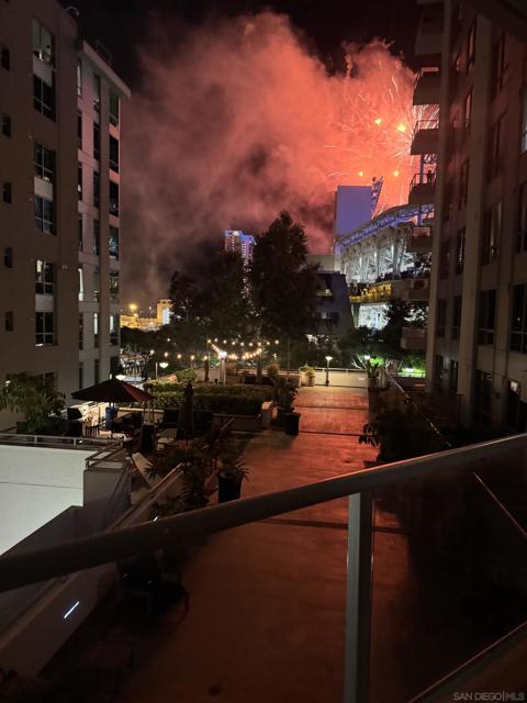 253 10Th Ave, San Diego CA: https://media.crmls.org/mediaz/468a5de3-0ed9-46f4-921c-4442de6ff324.jpg
