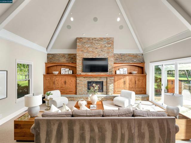 Image 13 of 60 For 5401 Penny Ln