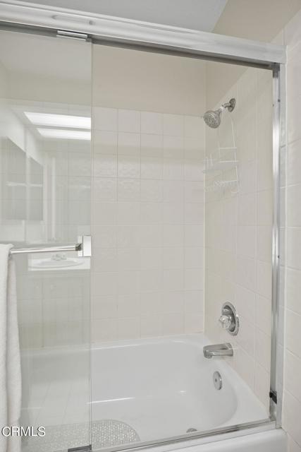 Detail Gallery Image 21 of 44 For 260 Camino Toluca, Camarillo,  CA 93010 - 3 Beds | 2 Baths