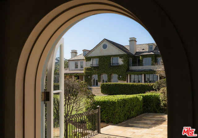 Image 42 of 48 For 771 Garden Lane