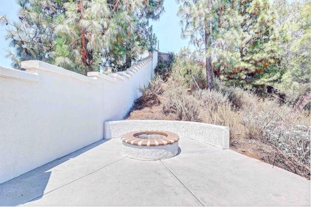 954 Prism Drive, San Marcos CA: https://media.crmls.org/mediaz/468d324a-736a-4d34-bfe3-dc7702bedd26.jpg